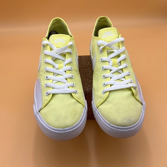 Nike SB BLZR Court Size 11.5 Yellow/White - Picture 5 of 12